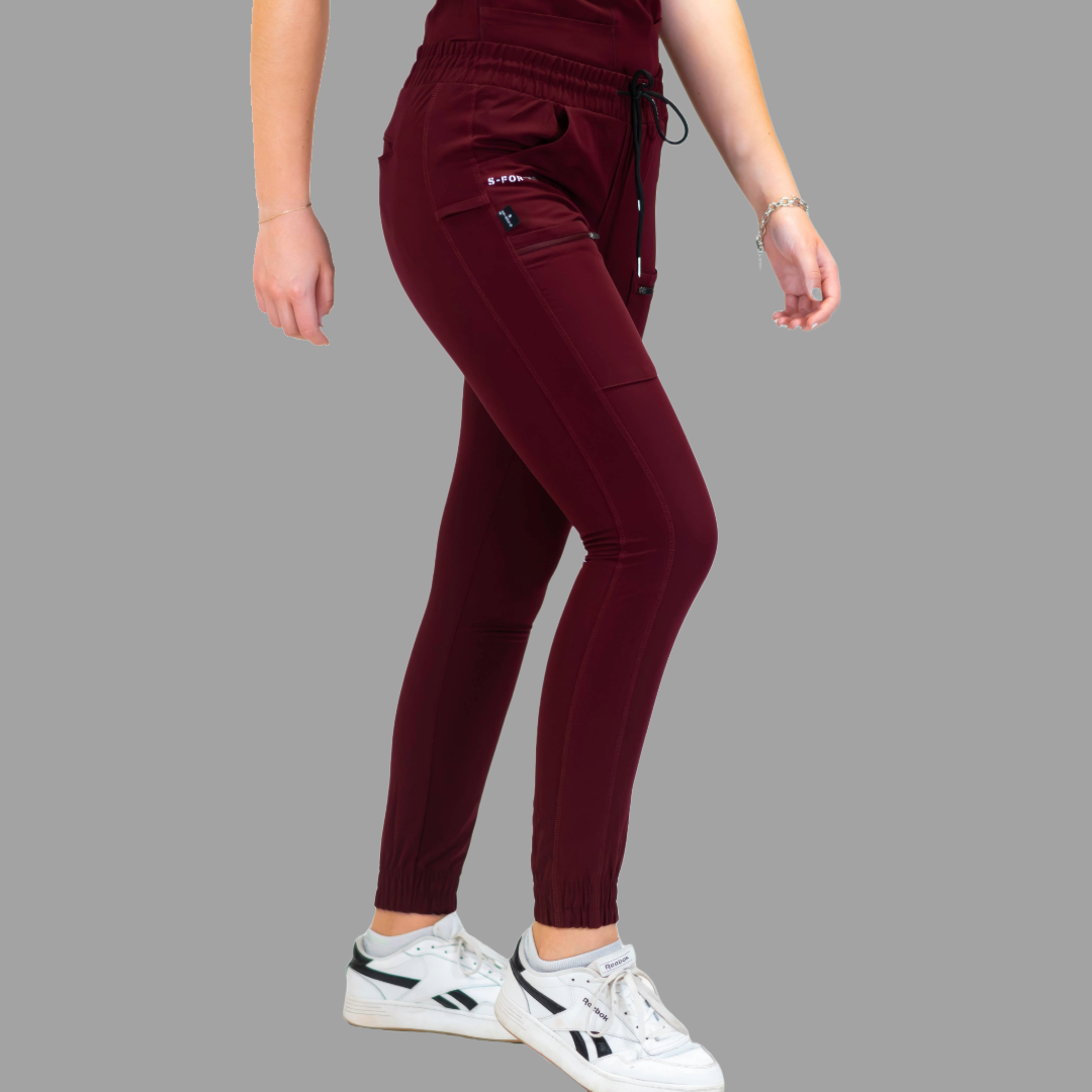 Jogger Quirúrgico Vino Mujer Antifluido, Scrubs 300