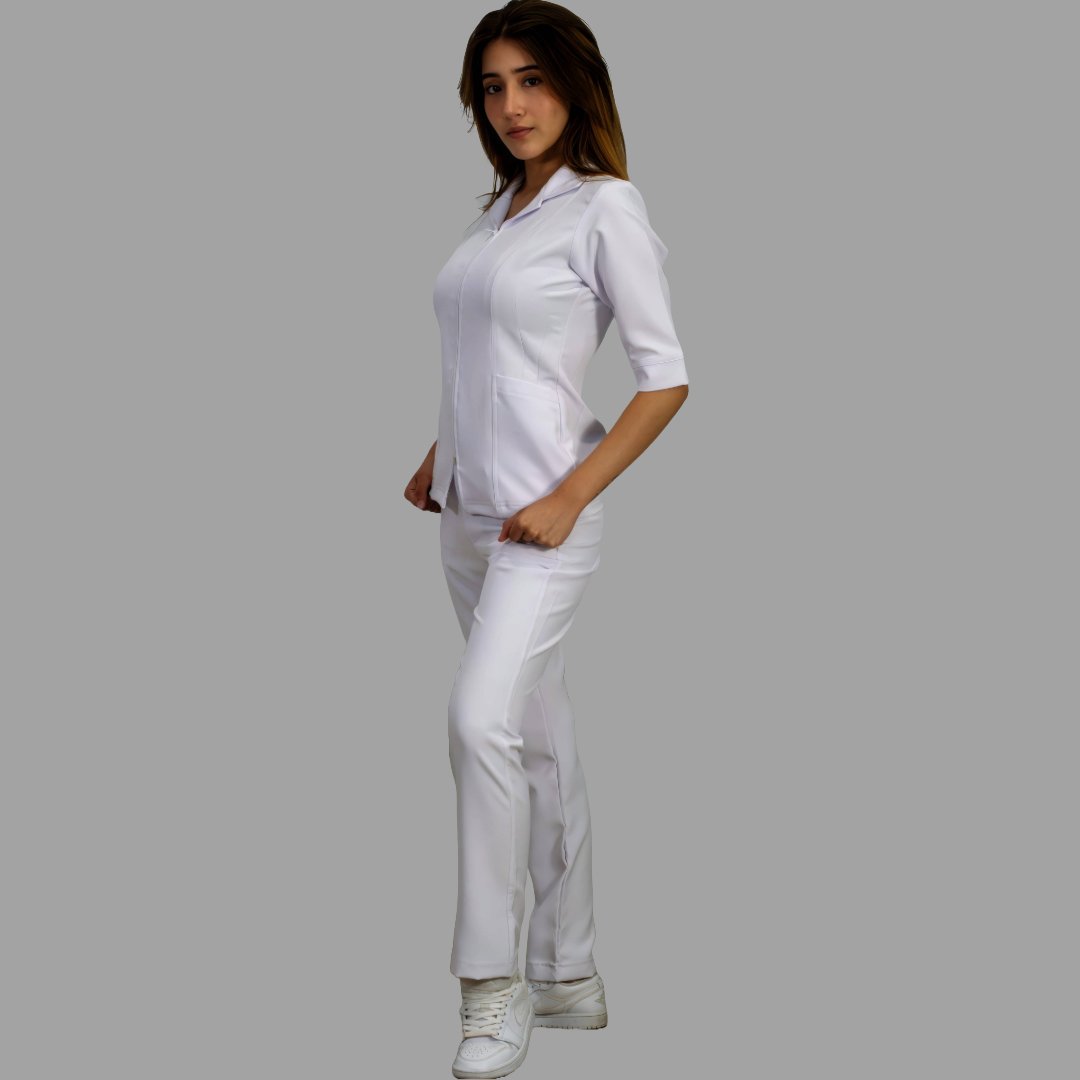 Uniforme médico blanco para mujer con filipina Alviero antifluido manga 3/4