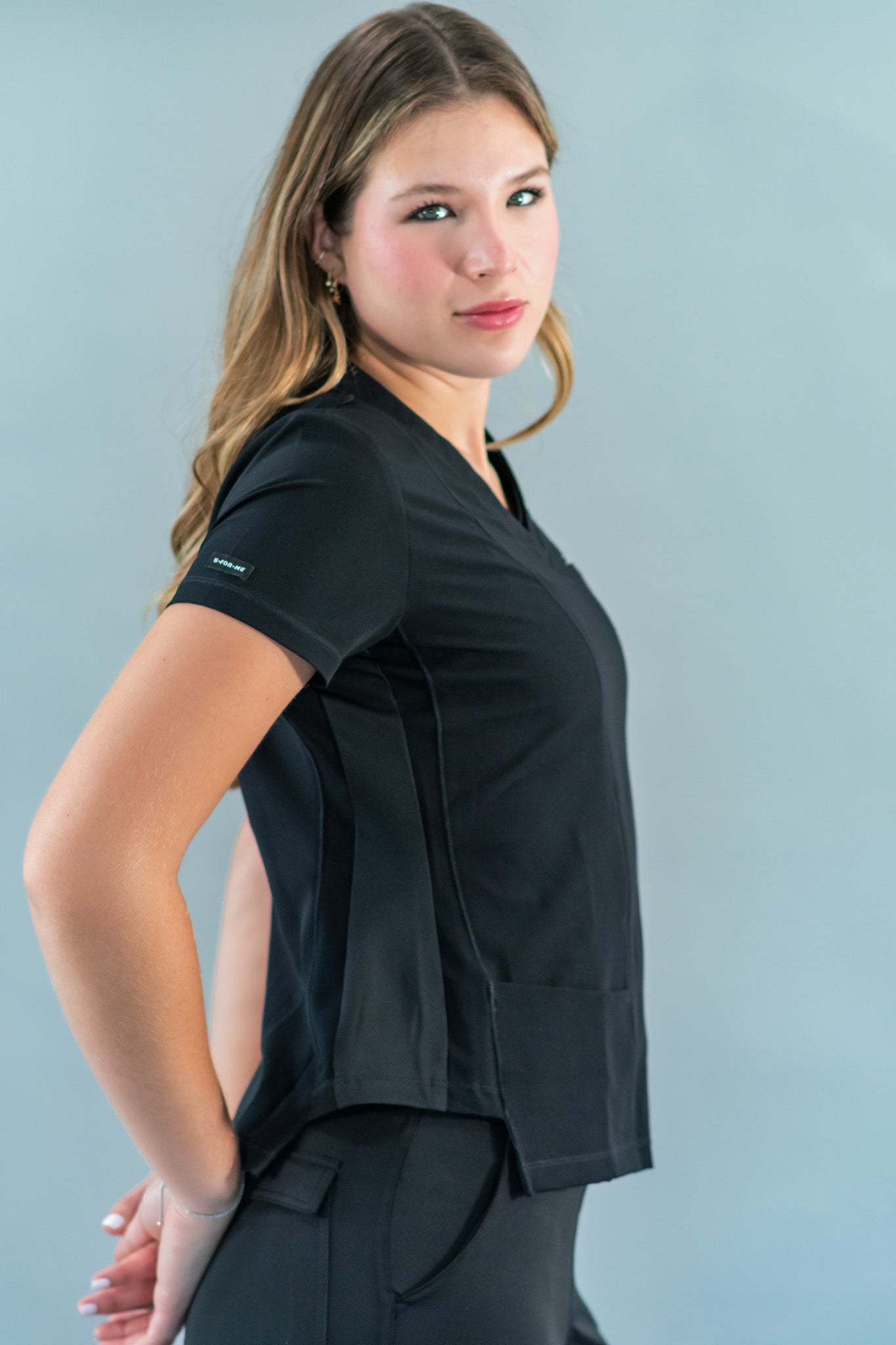 Filipina Quirúrgica Est. 301 Negra/Costado Stretch Negro Mujer, Scrubs Antifluido