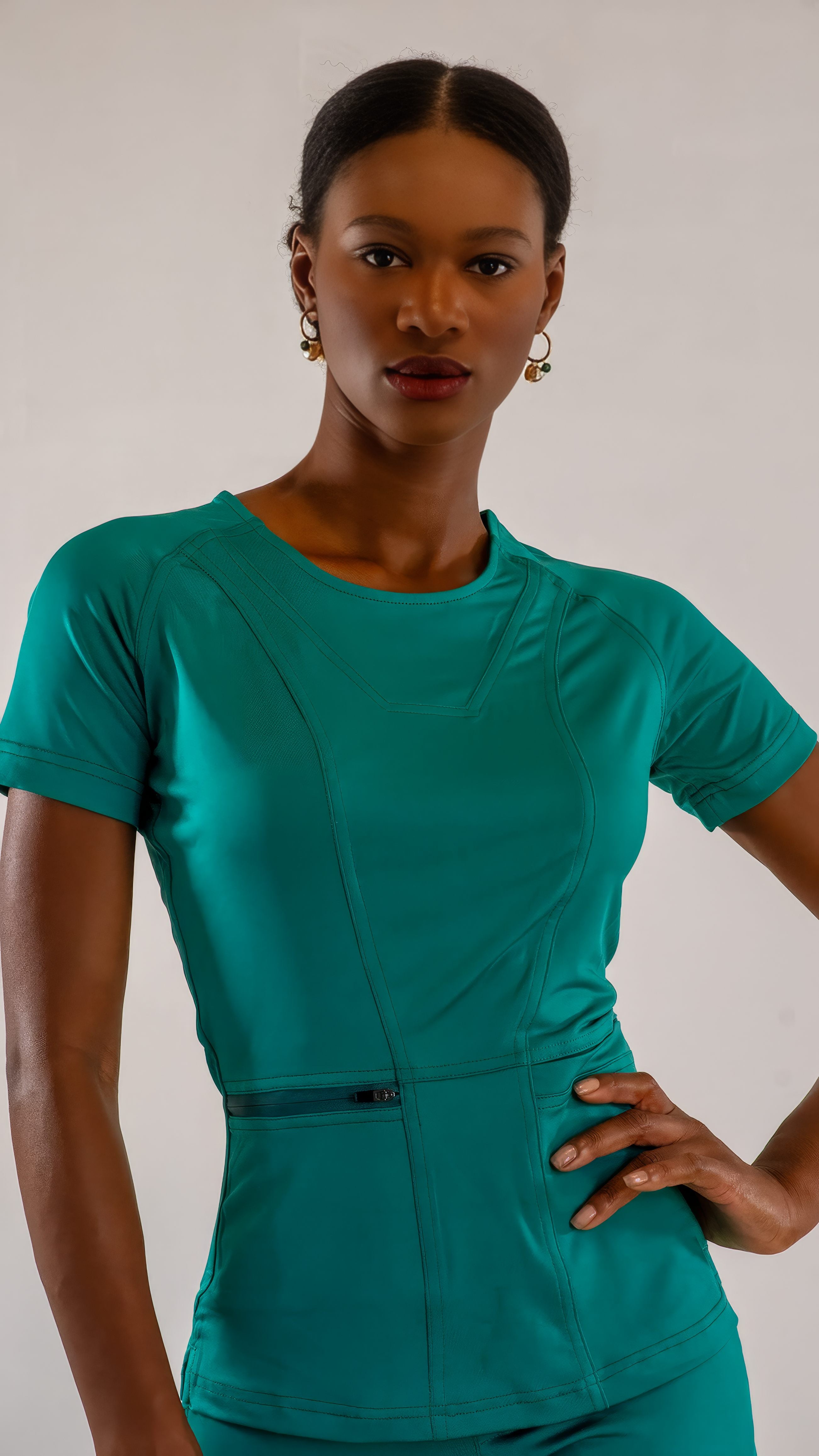 Conjunto Quirúrgico Mujer – Estilo 901 Verde Esmeralda | Super Stretch