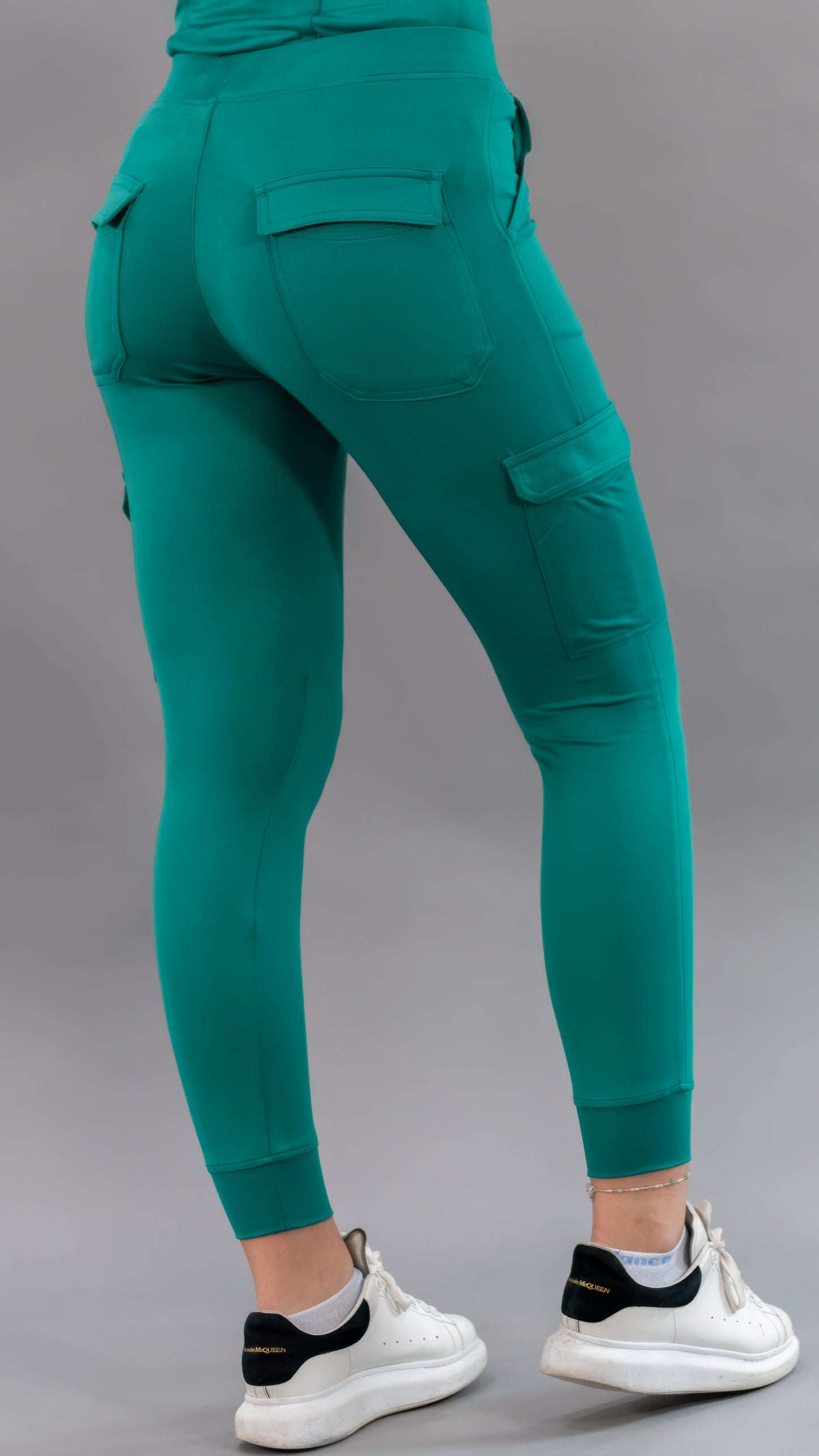 Jogger Quirúrgico, Scrubs Super Stretch Mujer 901 Verde Esmeralda