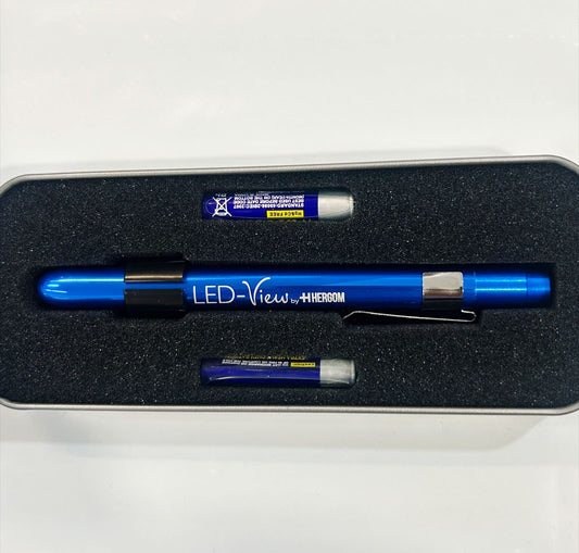 Lampara para diagnostico LED portátil con estuche metálico- Marca Led