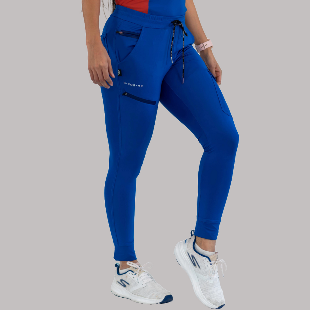 Conjunto Quirúrgico Mujer · Modelo 905 Super Stretch · Azul Rey con Chedron