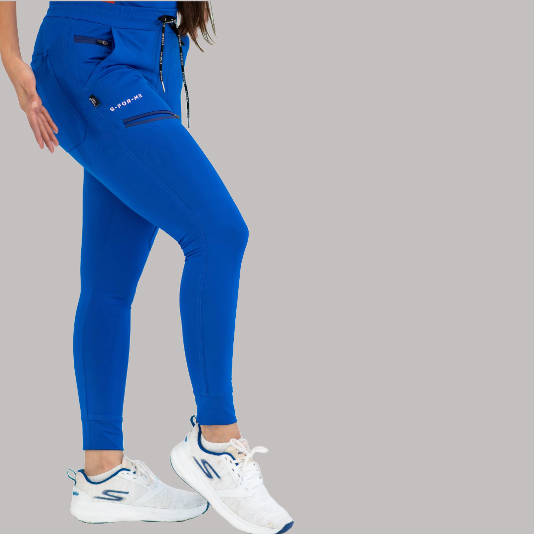 Conjunto Quirúrgico Mujer · Modelo 905 Super Stretch · Azul Rey con Chedron