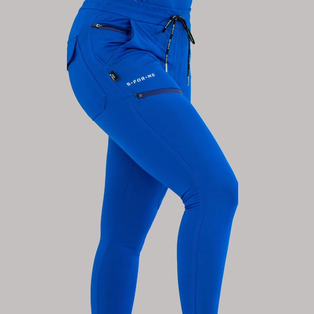 Conjunto Quirúrgico Mujer · Modelo 905 Super Stretch · Azul Rey con Chedron