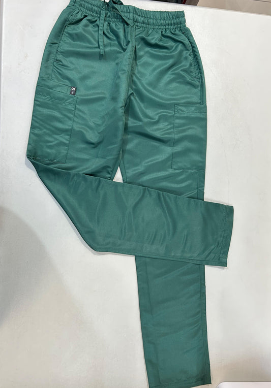 Pantalon Quirurgico Verde Botella MF Mujer.